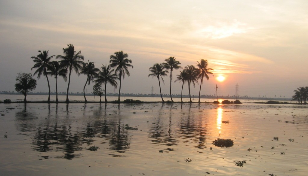 Kerala_Backwaters_Sunset